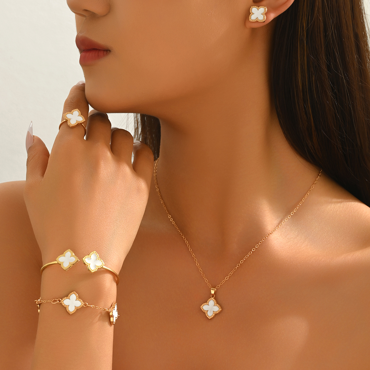 Luxury Black/White Enamel Flow - Women Formal Wear Black And White 리뷰 및 가격